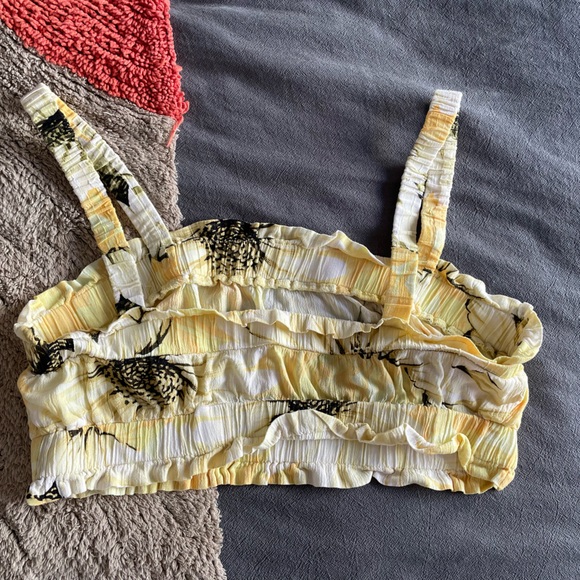 H&M | NWOT sunflower cropped tank top - Picture 5 of 5